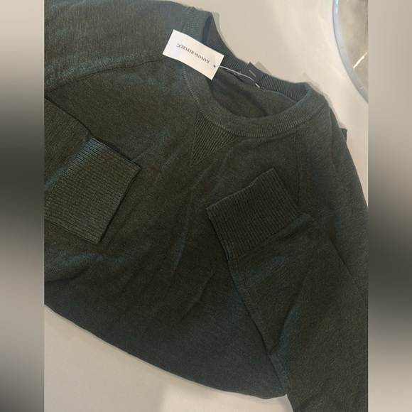 Banana Republic Dark Green Crewneck Sweater - Picture 1 of 4